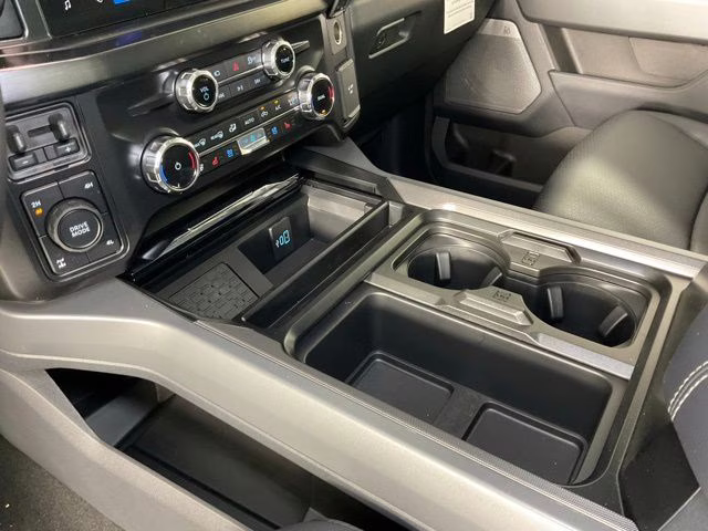 2026 Black Metallic Ford Super Duty F-250 SRW Lariat 4X4 Truck