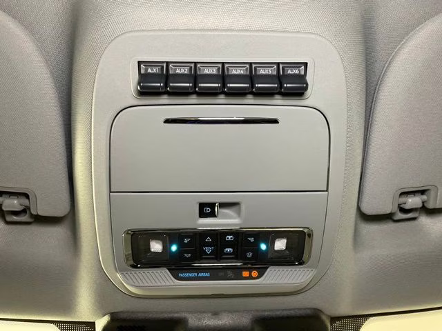 2026 Black Metallic Ford Super Duty F-250 SRW Lariat 4X4 Truck