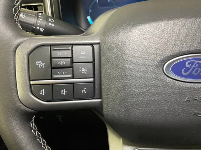 2026 Black Metallic Ford Super Duty F-250 SRW Lariat 4X4 Truck