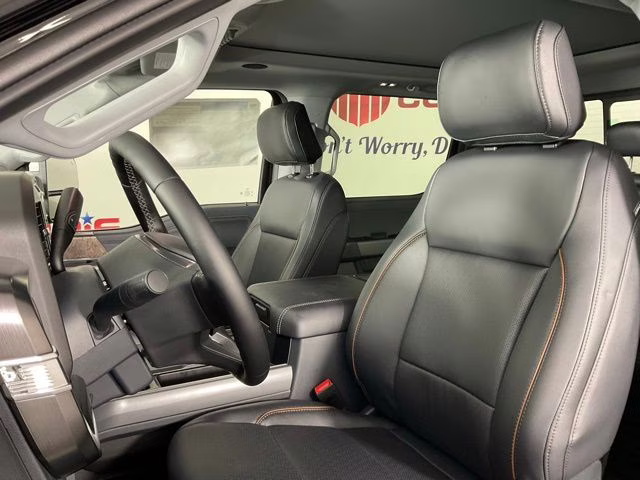 2026 Black Metallic Ford Super Duty F-350 SRW Lariat 4X4 Truck