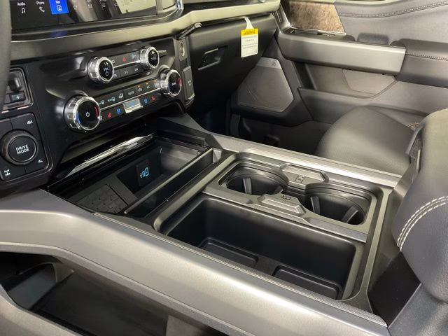 2026 Black Metallic Ford Super Duty F-350 SRW Lariat 4X4 Truck