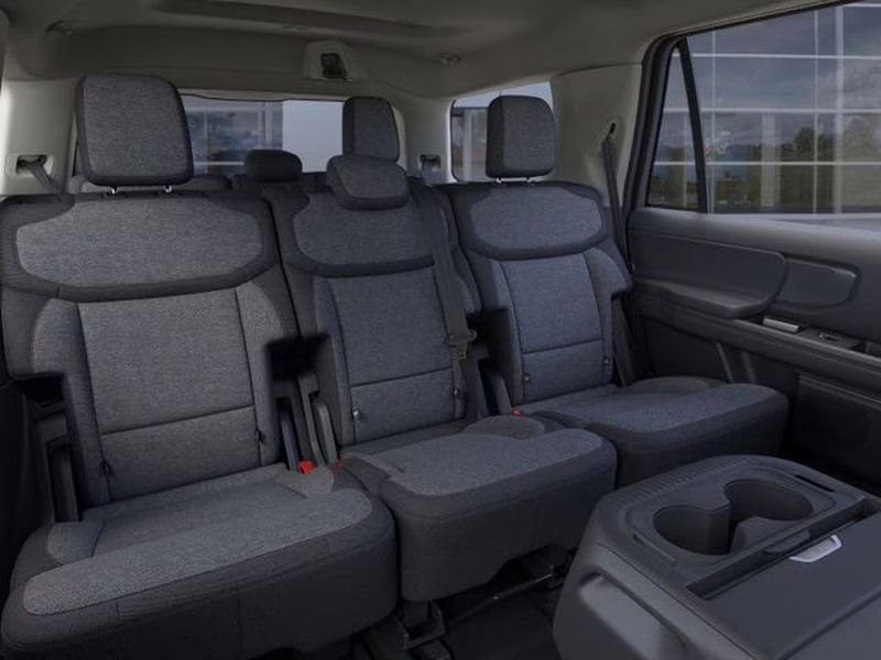 2025 Star White Metallic Tri-Coat Ford Expedition Active RWD SUV
