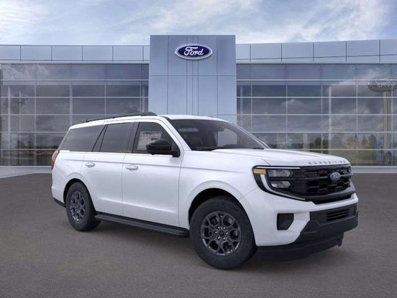 2025 Star White Metallic Tri-Coat Ford Expedition Active RWD SUV