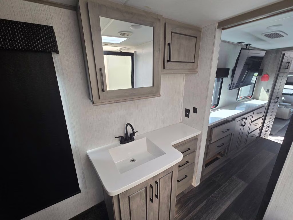 2022 Cream Heartland Big Country 3702FB RV