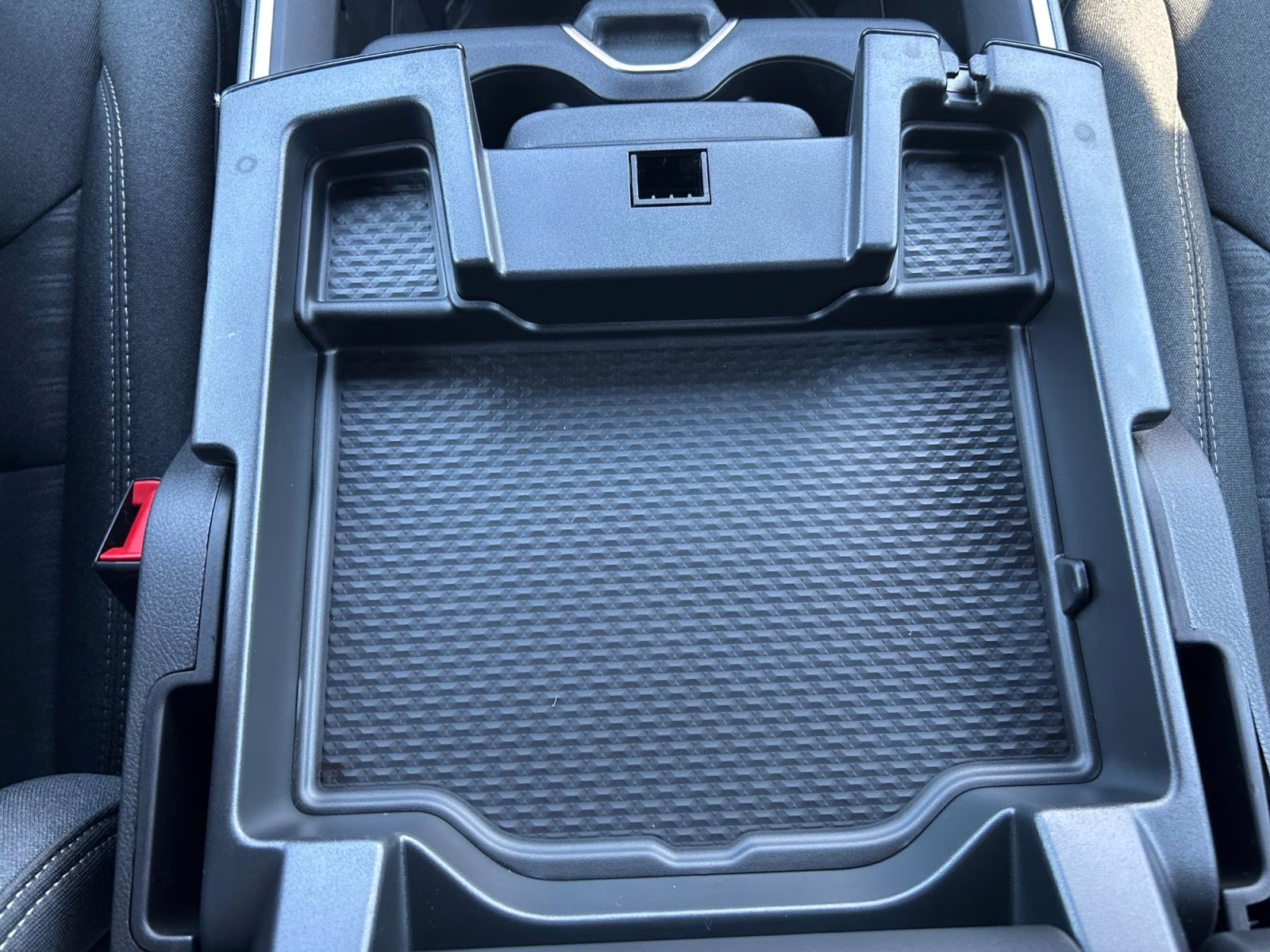 2026 Granite Crystal Metallic Clearcoat Ram 1500 Big Horn/Lone Star 4X4 Truck