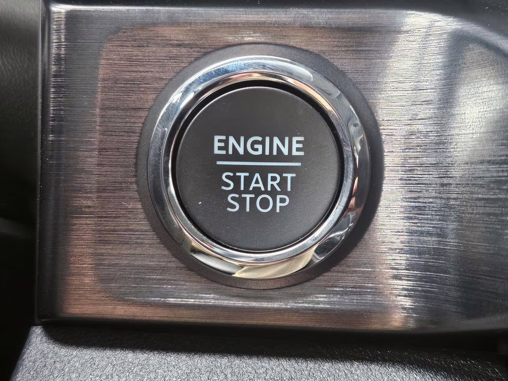 2026 Agate Black Metallic Ford Super Duty F-250 SRW Lariat 4X4 Truck