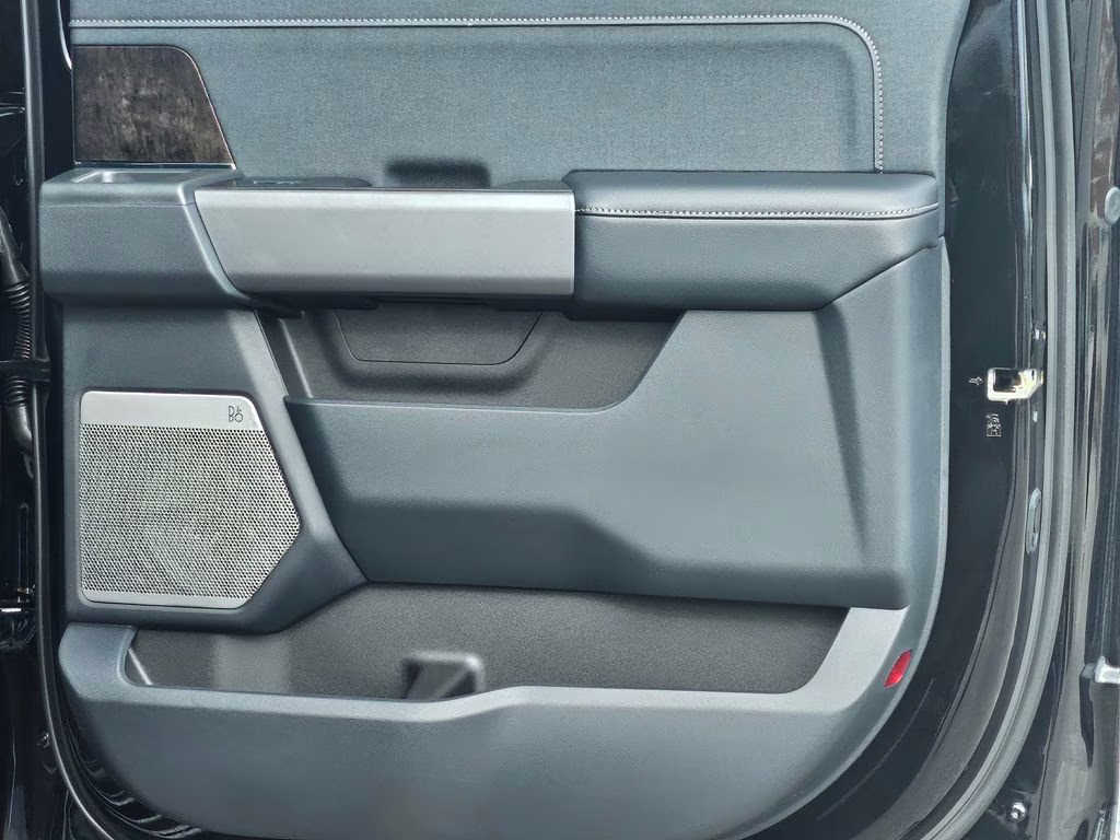 2026 Agate Black Metallic Ford Super Duty F-250 SRW Lariat 4X4 Truck