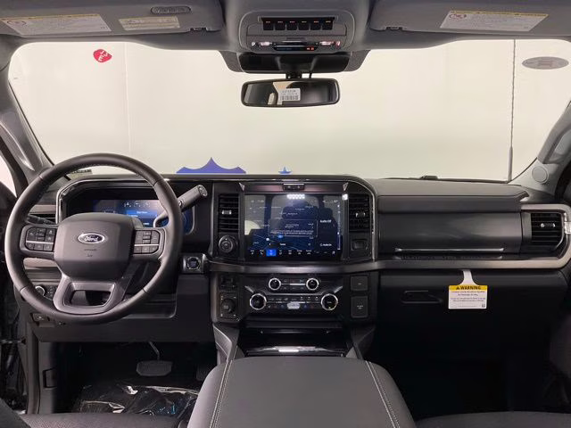 2026 Gray Metallic Ford Super Duty F-250 SRW Lariat 4X4 Truck