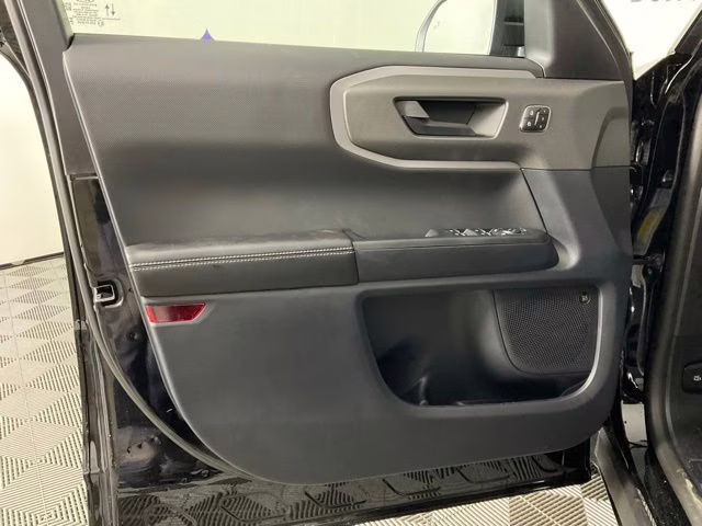 2025 Shadow Black Ford Bronco Sport Outer Banks 4X4 SUV