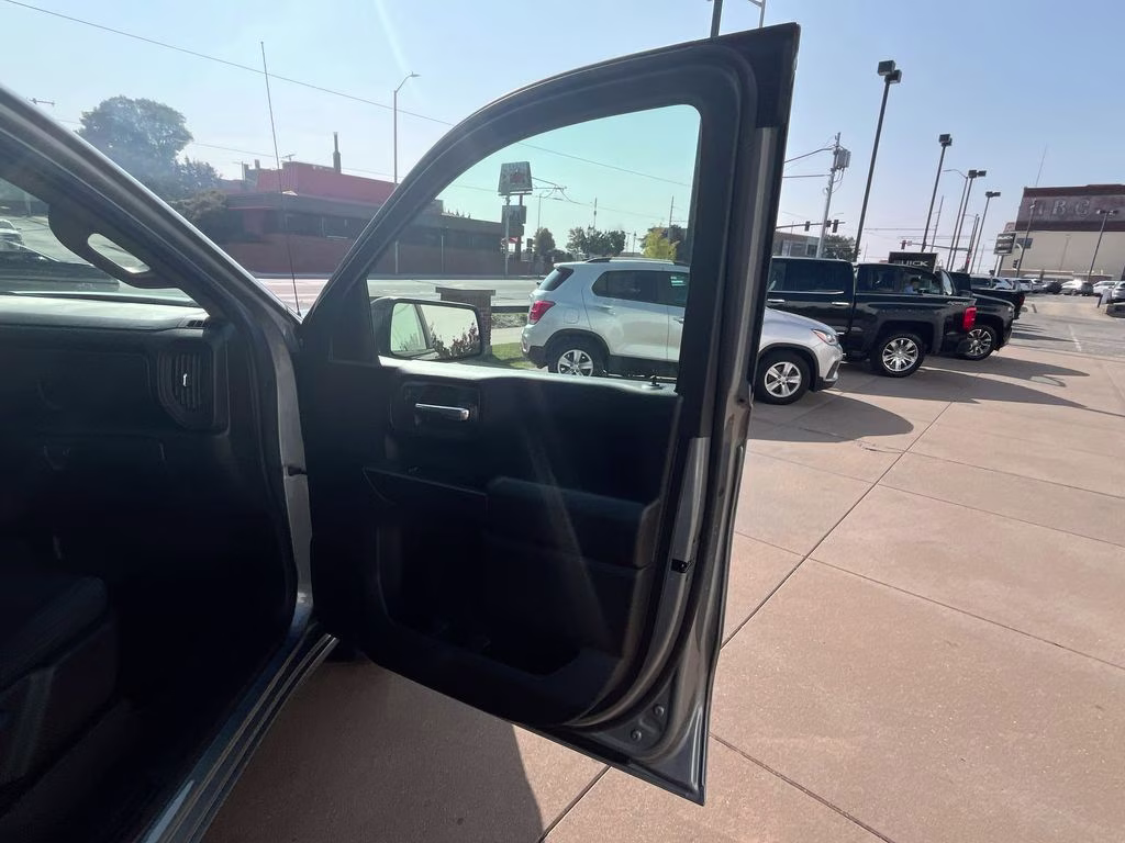 2025 Sterling Metallic GMC Sierra 1500 Pro 4X4 Truck