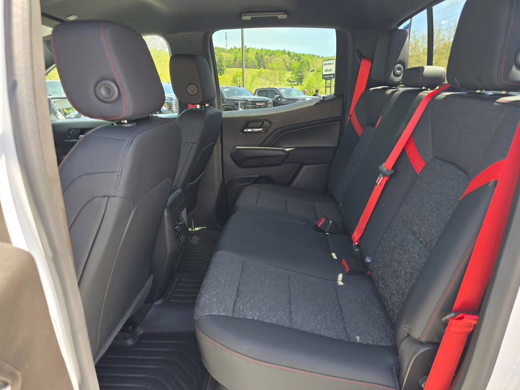 2023 Summit White Chevrolet Colorado Z71 4X4 Truck