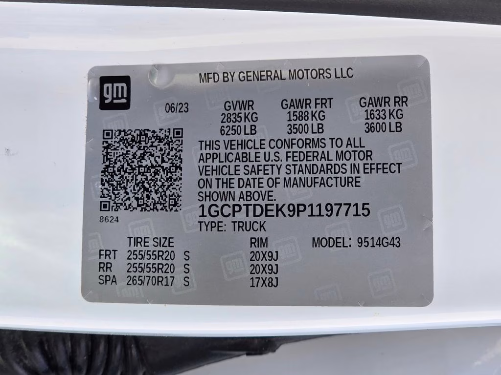 2023 Summit White Chevrolet Colorado Z71 4X4 Truck