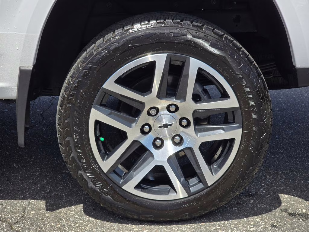 2023 Summit White Chevrolet Colorado Z71 4X4 Truck