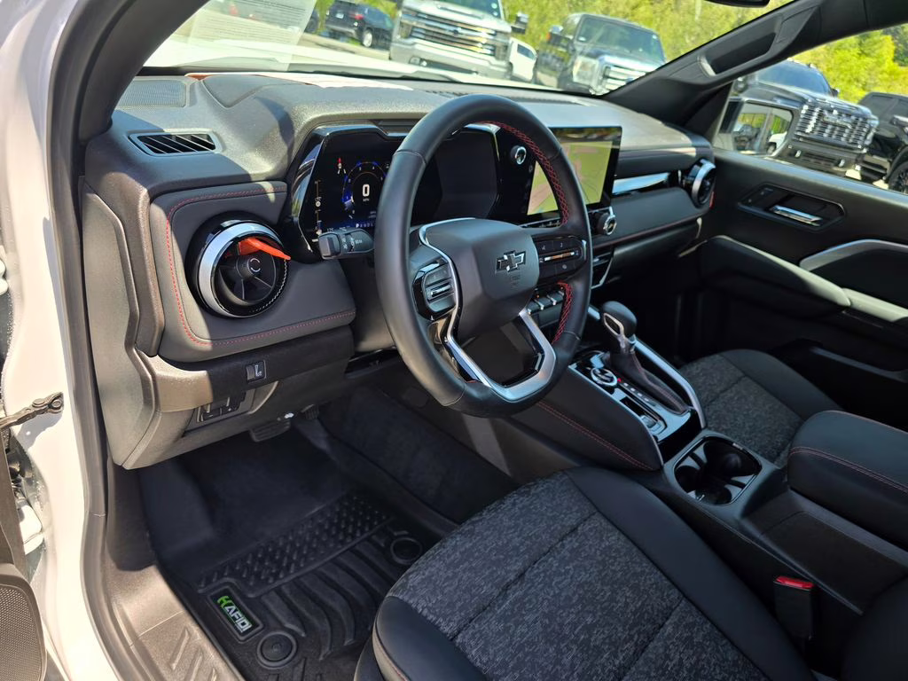 2023 Summit White Chevrolet Colorado Z71 4X4 Truck