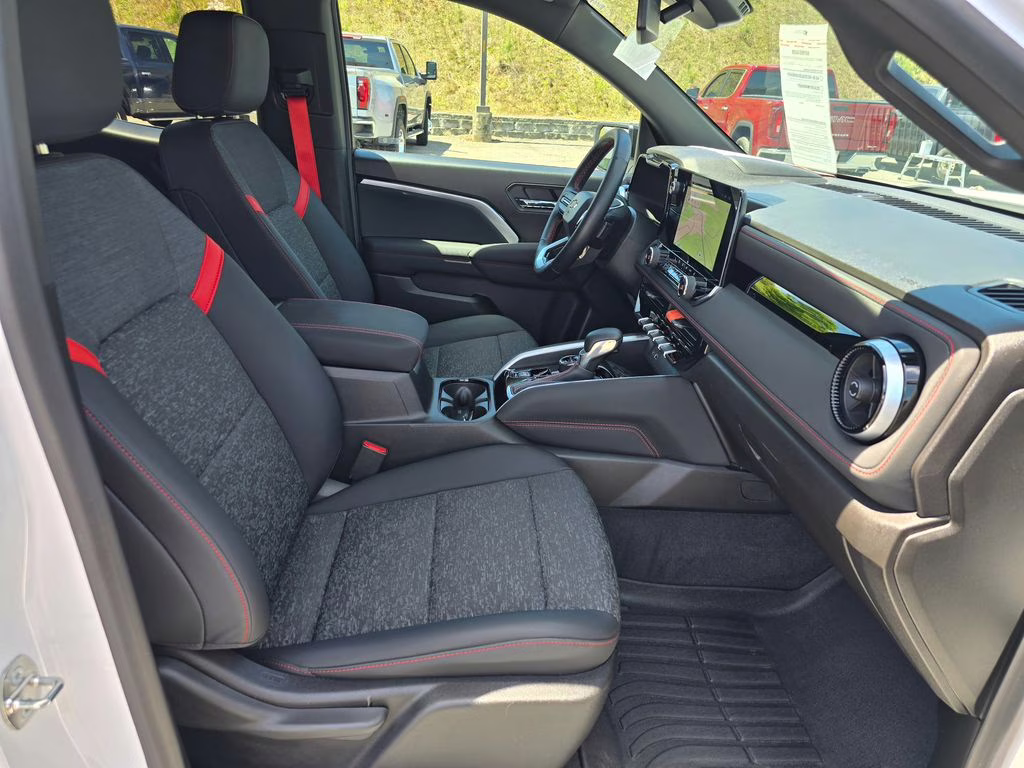 2023 Summit White Chevrolet Colorado Z71 4X4 Truck