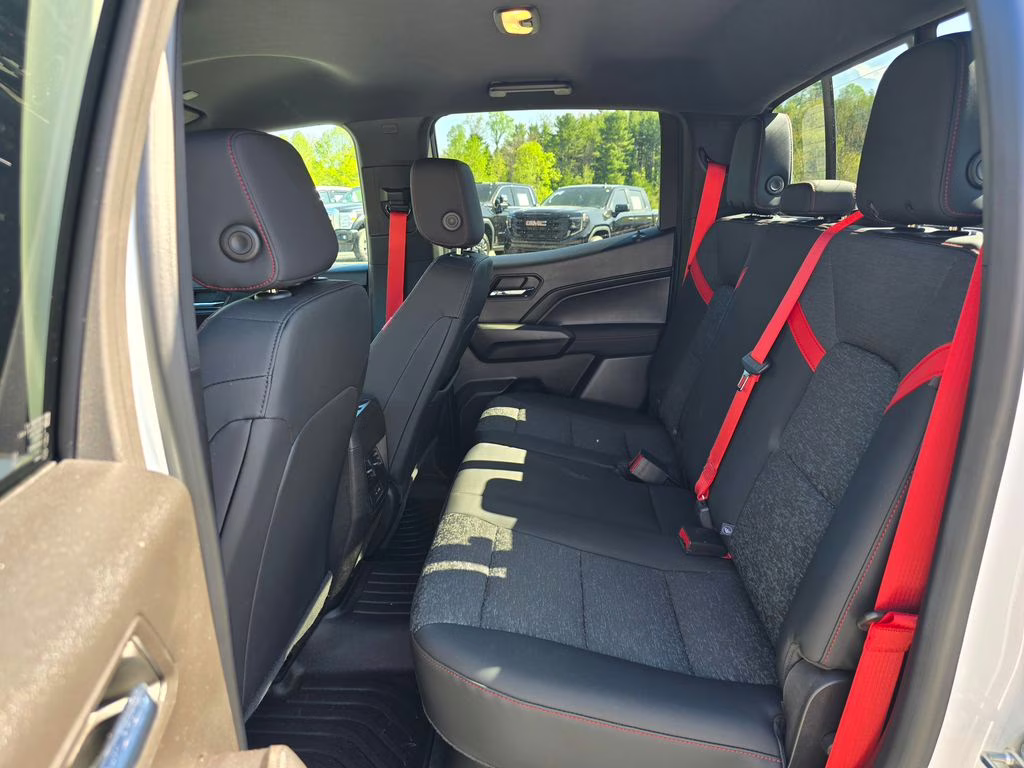 2023 Summit White Chevrolet Colorado Z71 4X4 Truck