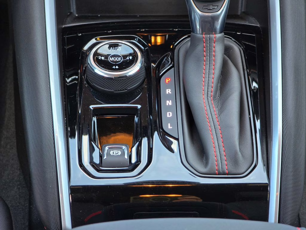 2023 Summit White Chevrolet Colorado Z71 4X4 Truck