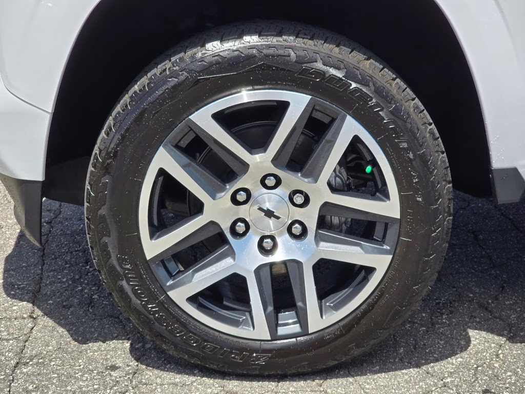 2023 Summit White Chevrolet Colorado Z71 4X4 Truck