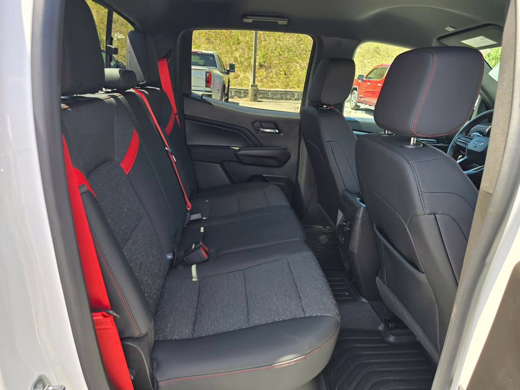 2023 Summit White Chevrolet Colorado Z71 4X4 Truck