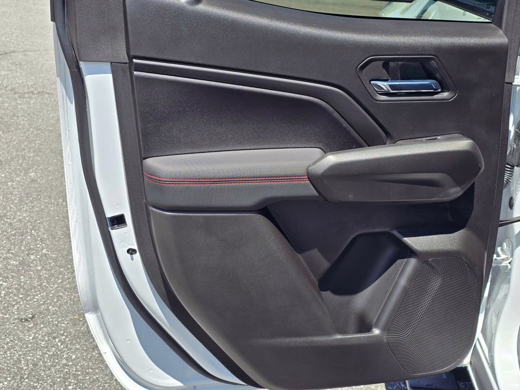 2023 Summit White Chevrolet Colorado Z71 4X4 Truck