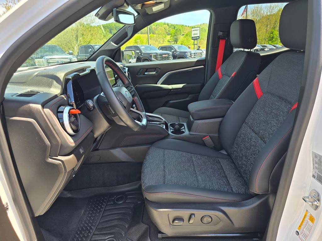 2023 Summit White Chevrolet Colorado Z71 4X4 Truck