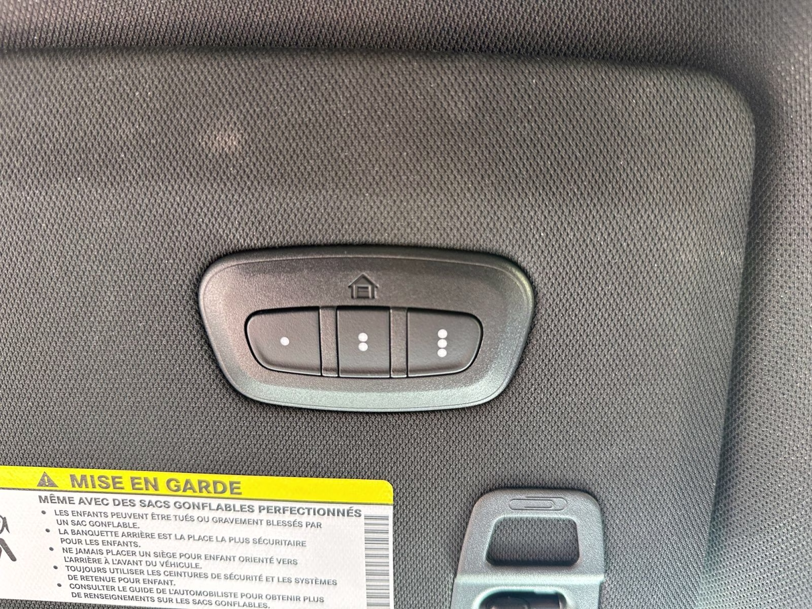 2025 Baltic Gray Metallic Clearcoat Jeep Grand Cherokee Overland 4X4 SUV