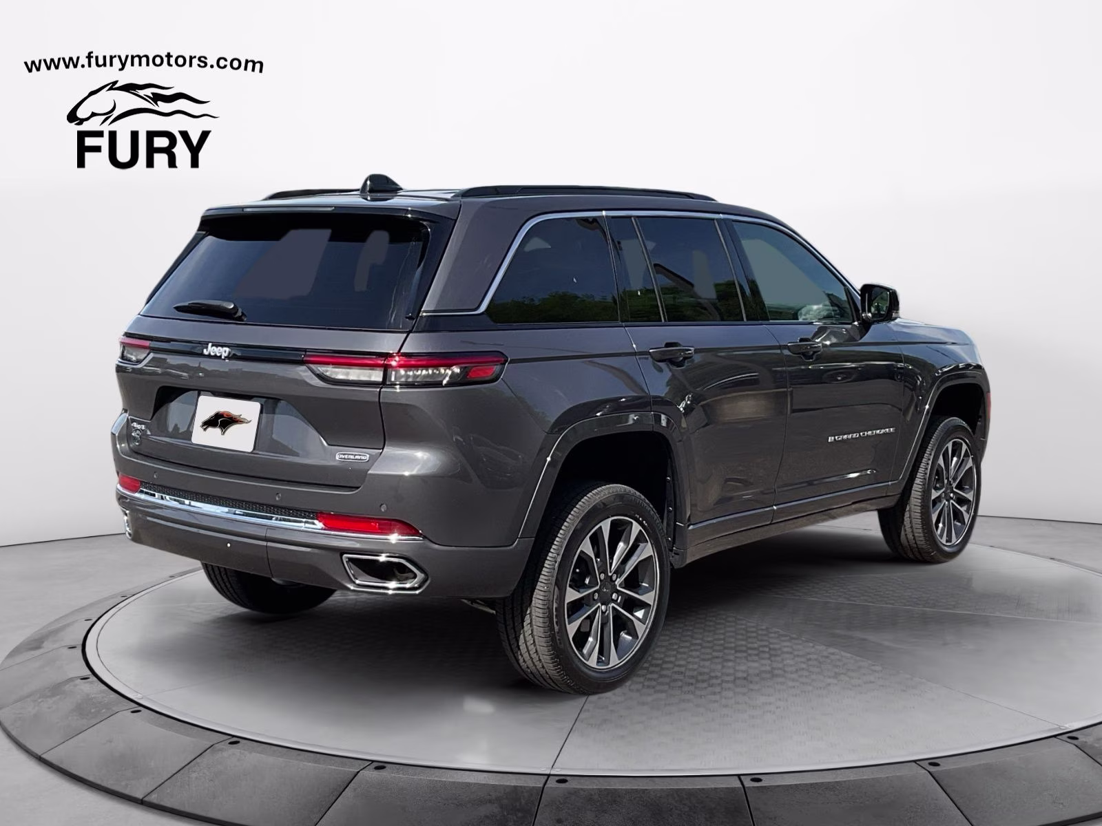 2025 Baltic Gray Metallic Clearcoat Jeep Grand Cherokee Overland 4X4 SUV