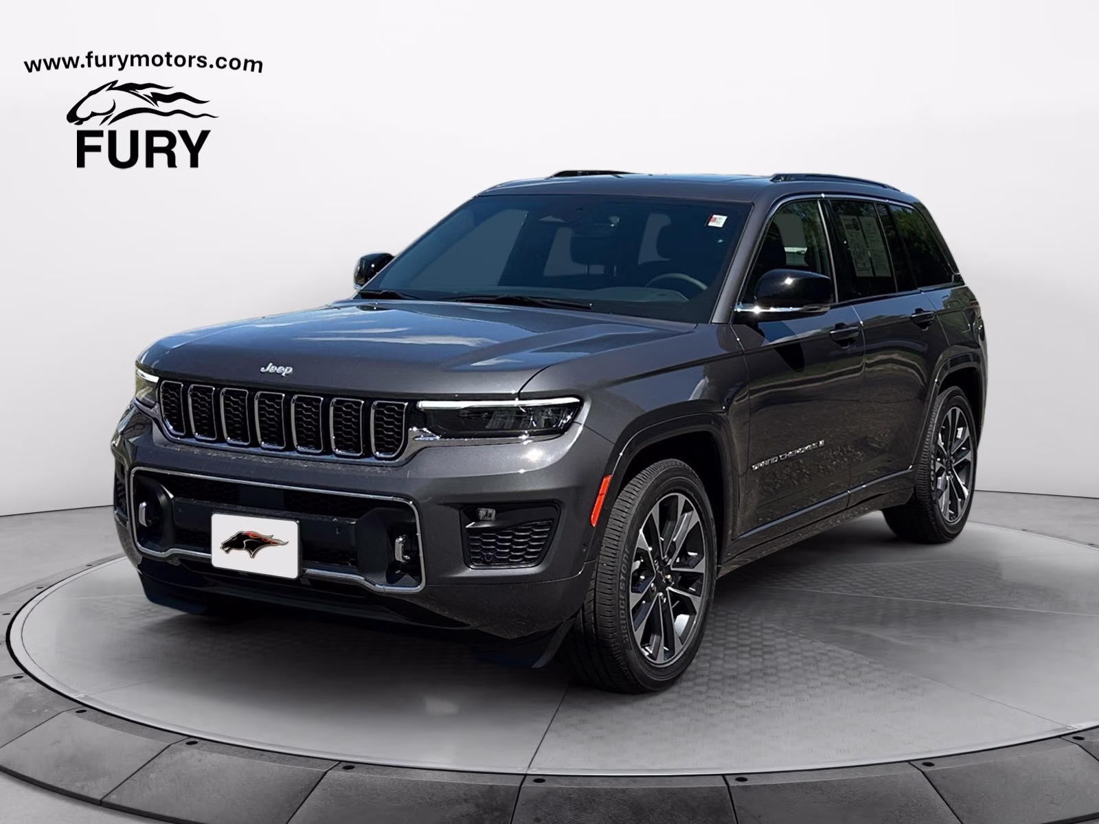 2025 Baltic Gray Metallic Clearcoat Jeep Grand Cherokee Overland 4X4 SUV