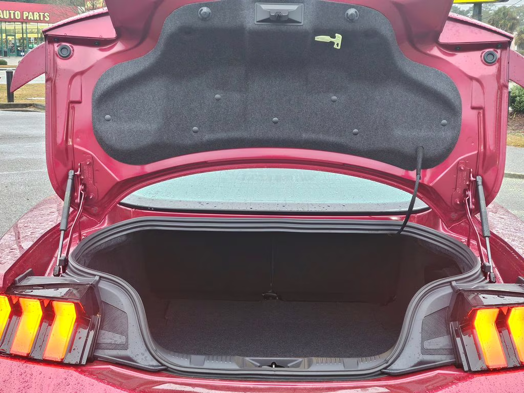 2025 Molten Magenta Metallic Tri-Coat Ford Mustang GT Premium RWD Coupe