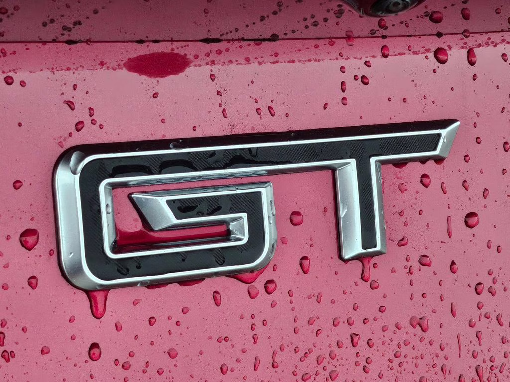 2025 Molten Magenta Metallic Tri-Coat Ford Mustang GT Premium RWD Coupe