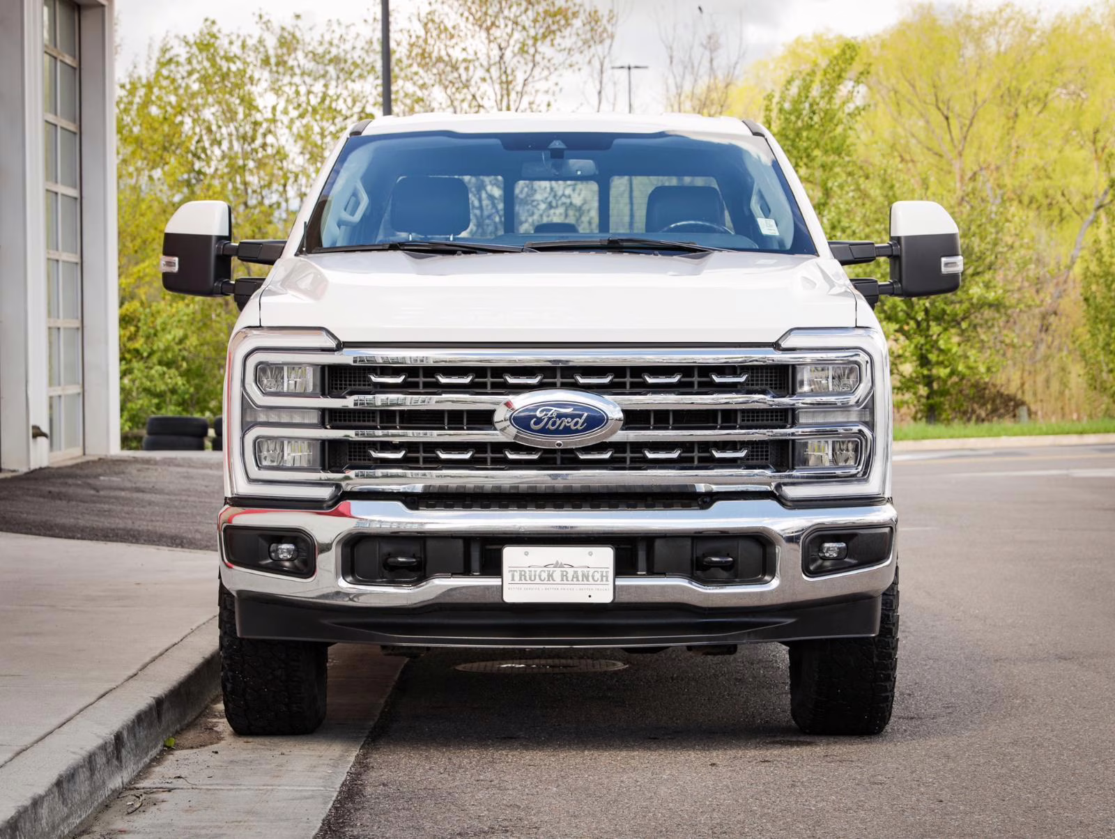 2023 Agate Black Metallic Ford Super Duty F-350 SRW LARIAT 4X4 Truck