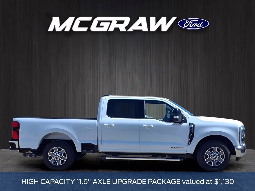 2026 Oxford White Ford Super Duty F-250 SRW Lariat RWD Truck