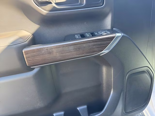 2019 Summit White Chevrolet Silverado 1500 LT 4X4 Truck