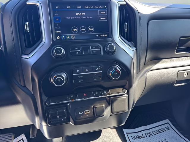 2019 Summit White Chevrolet Silverado 1500 LT 4X4 Truck