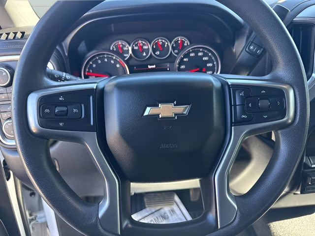 2019 Summit White Chevrolet Silverado 1500 LT 4X4 Truck