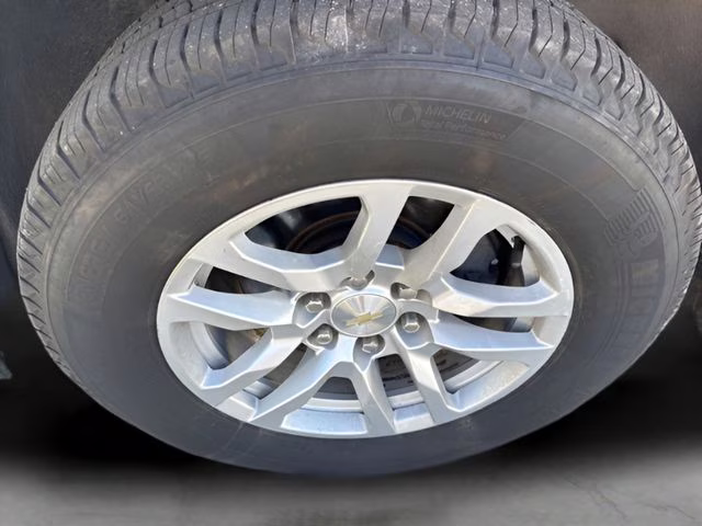 2019 Summit White Chevrolet Silverado 1500 LT 4X4 Truck