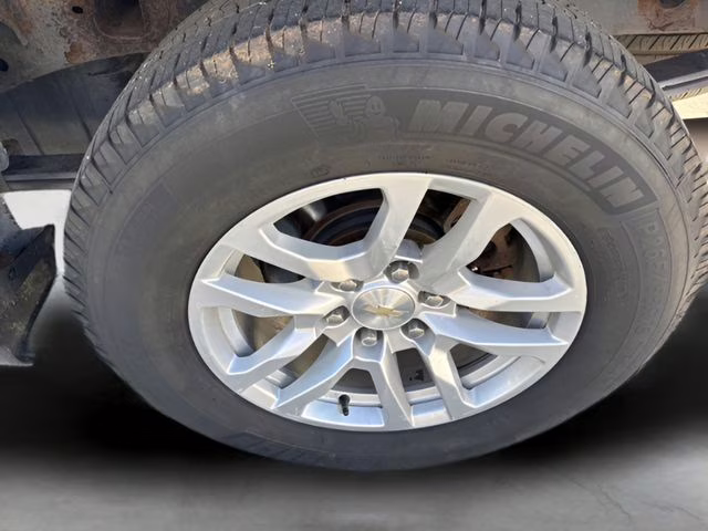 2019 Summit White Chevrolet Silverado 1500 LT 4X4 Truck