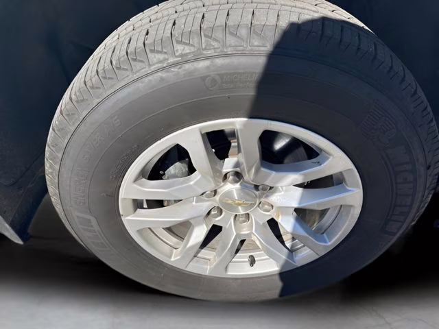 2019 Summit White Chevrolet Silverado 1500 LT 4X4 Truck