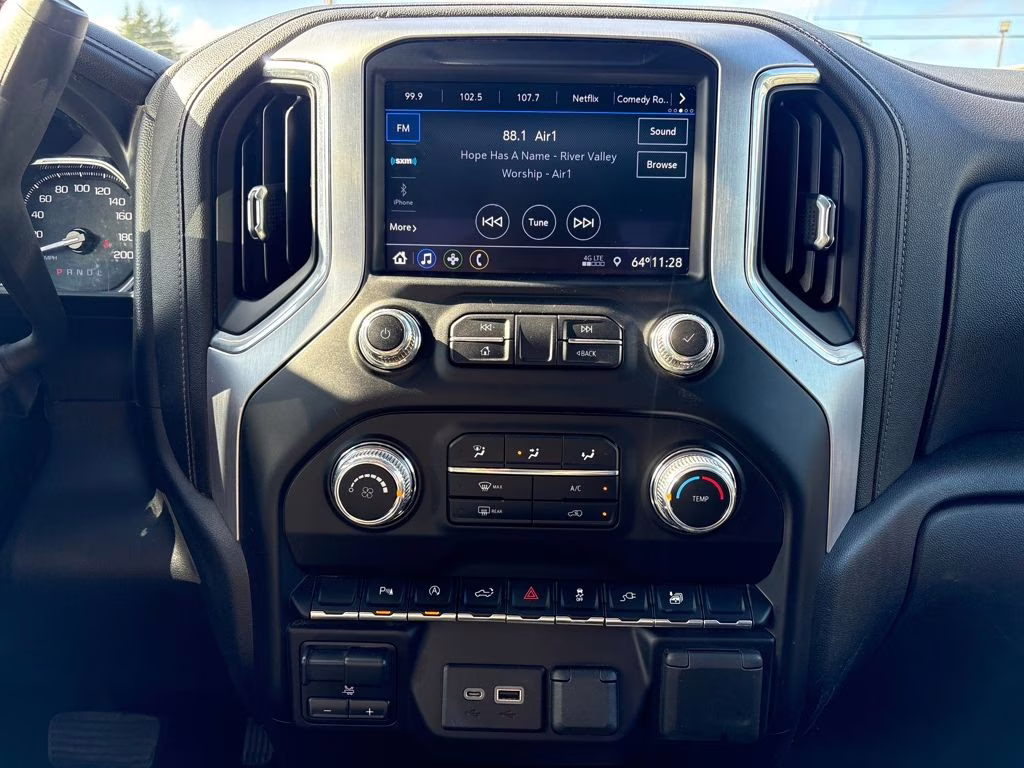 2021 Silver GMC Sierra 1500 SLE 4X4 Truck