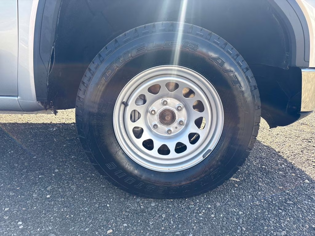 2021 Silver GMC Sierra 1500 SLE 4X4 Truck