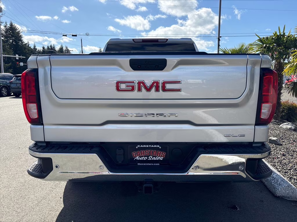 2021 Silver GMC Sierra 1500 SLE 4X4 Truck