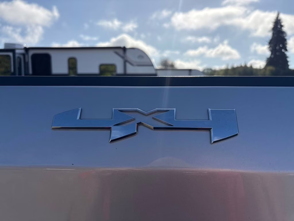 2021 Silver GMC Sierra 1500 SLE 4X4 Truck