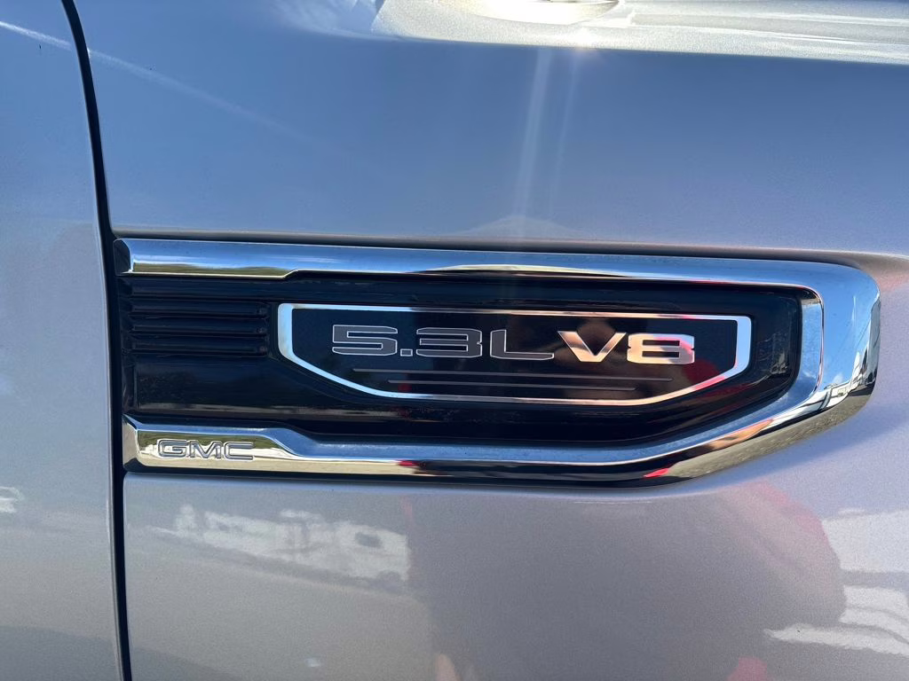 2021 Silver GMC Sierra 1500 SLE 4X4 Truck