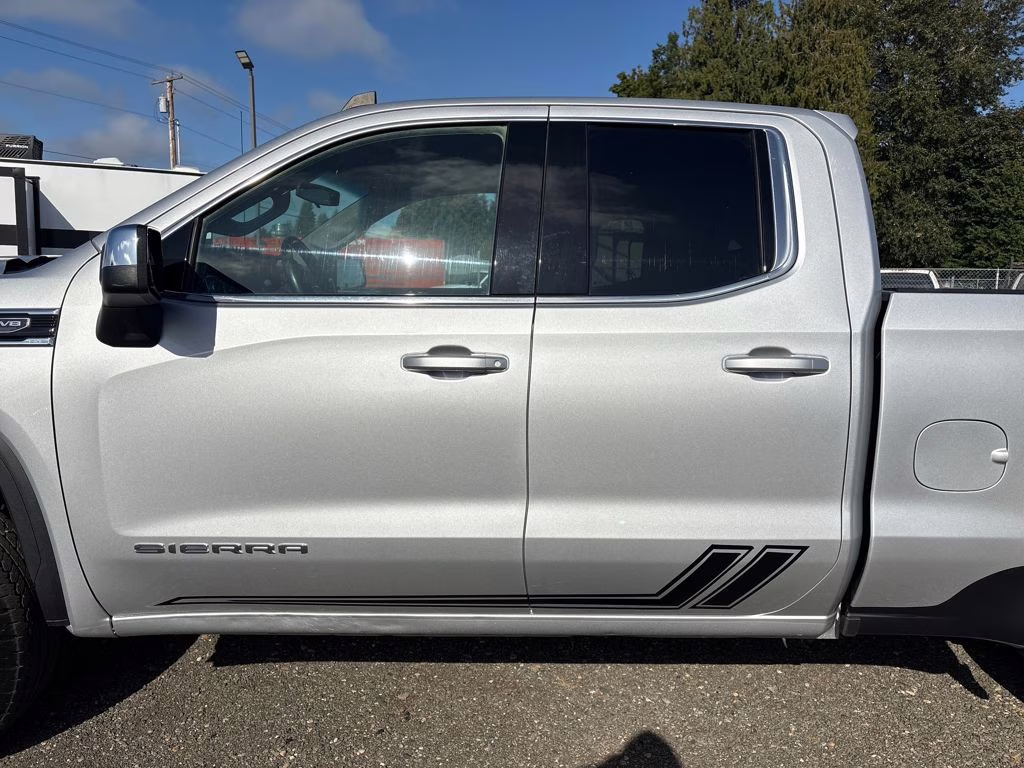 2021 Silver GMC Sierra 1500 SLE 4X4 Truck