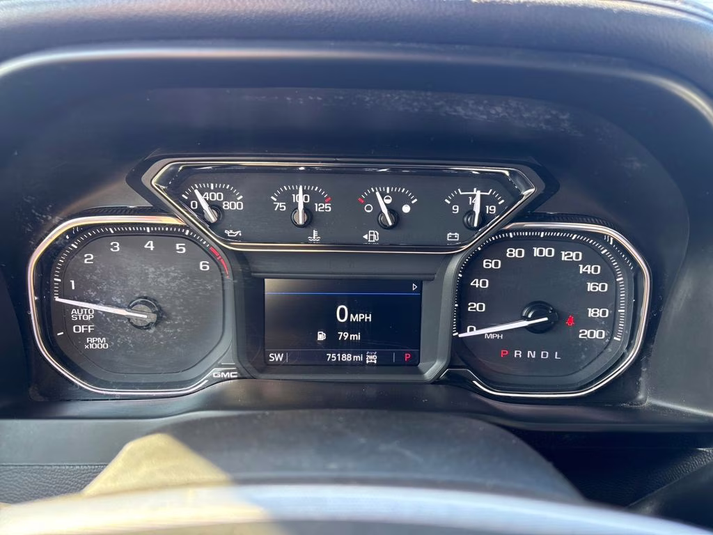 2021 Silver GMC Sierra 1500 SLE 4X4 Truck