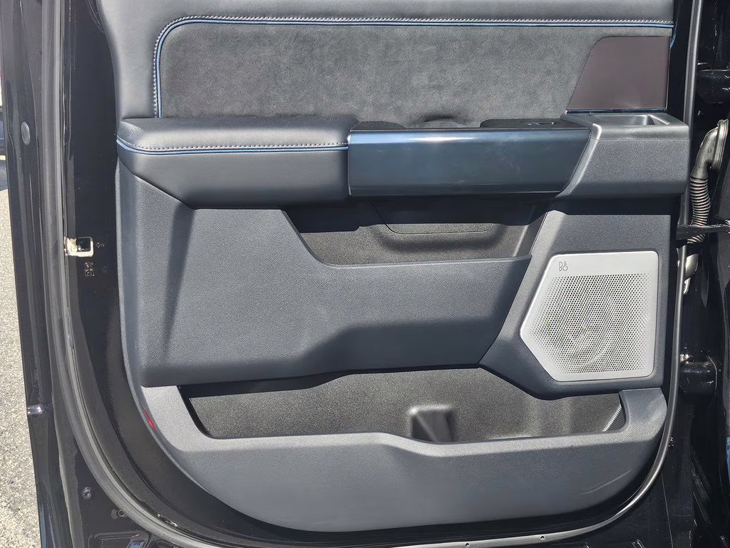 2026 Agate Black Metallic Ford Super Duty F-350 SRW Platinum 4X4 Truck