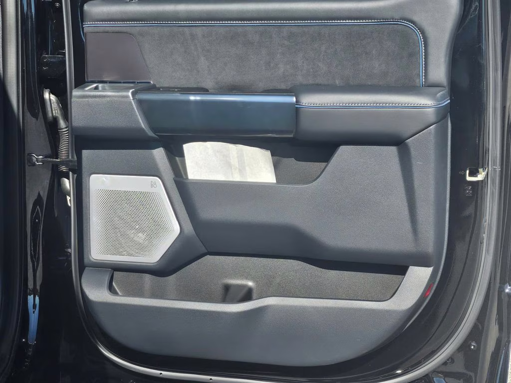 2026 Agate Black Metallic Ford Super Duty F-350 SRW Platinum 4X4 Truck