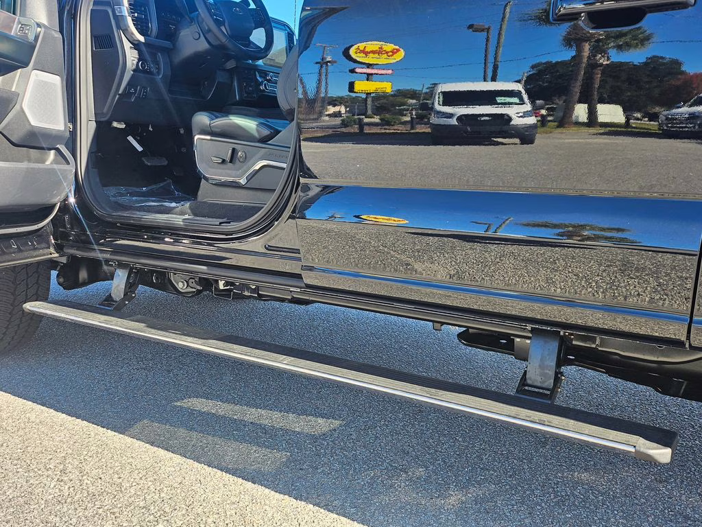 2026 Agate Black Metallic Ford Super Duty F-350 SRW Platinum 4X4 Truck