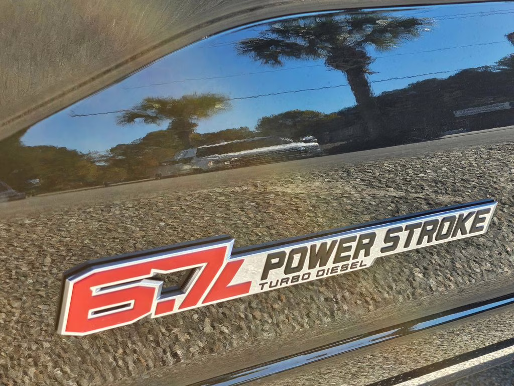 2026 Agate Black Metallic Ford Super Duty F-350 SRW Platinum 4X4 Truck