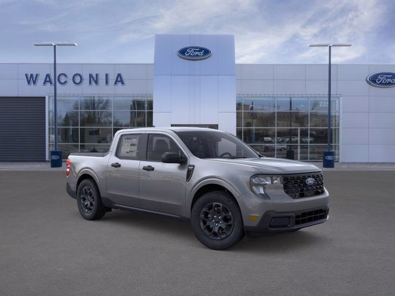 2025 Carbonized Gray Metallic Ford Maverick XLT AWD Truck